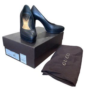 Gucci Black Leather Platform Pumps Size 35.5